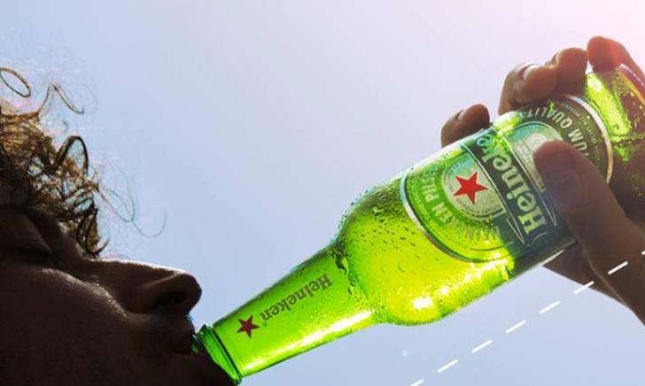 Heineken drinken op 30 graden
